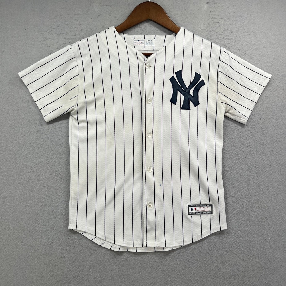 Aaron Judge 99 MLB Baseball Jersey Youth M White Pinstripe Genuine Merchandise
